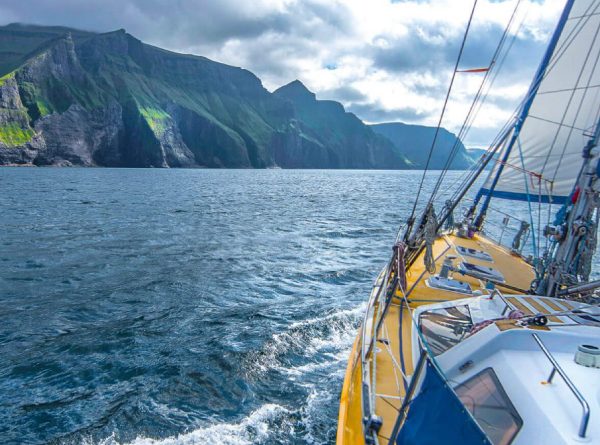 Experiencing Unforgettable Yacht Charters on the High Seas